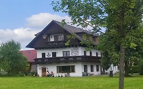 Gaestehaus Moorbad Gmoes
